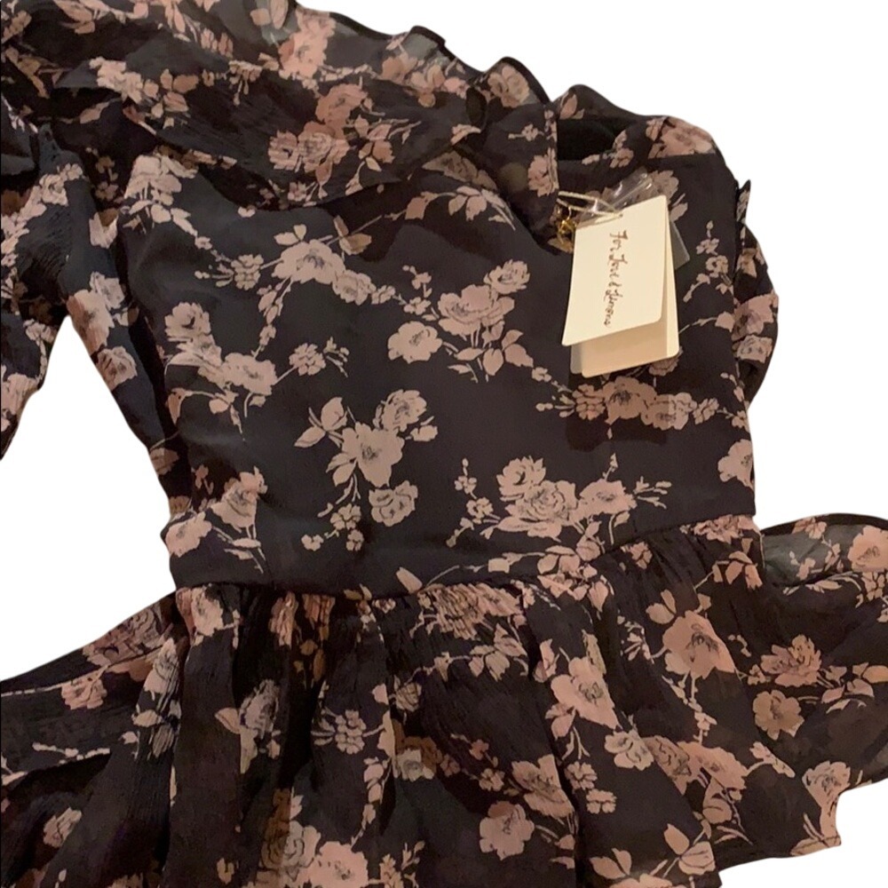 For love and lemons Theo top one shoulder floral long sleeve elegant top Xs NWT - Picture 5 of 5